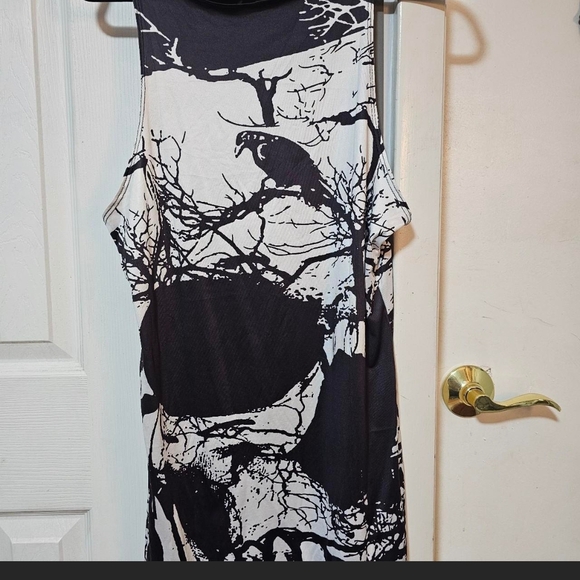 DARK FOREST SKULL Black and White Sleeveless Mini Dress. M - Picture 4 of 4